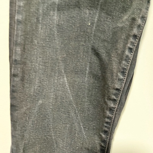 Levi’s Wedgie Fit Skinny Jeans Raw Hem Black Wash Size 24 - Picture 7 of 15